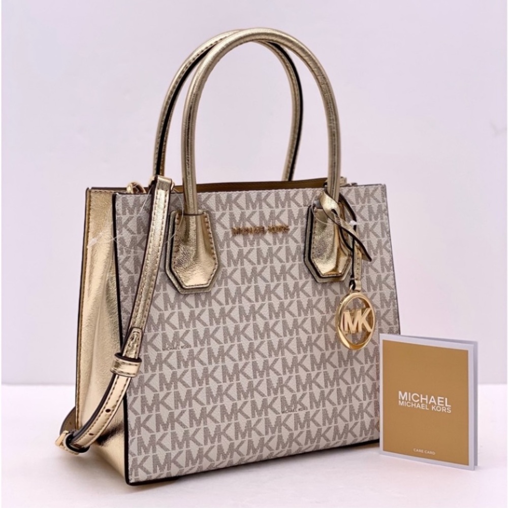 MICHAEL KORS Mercer
Medium Signature Logo and Metallic Accordion
Crossbody Bag